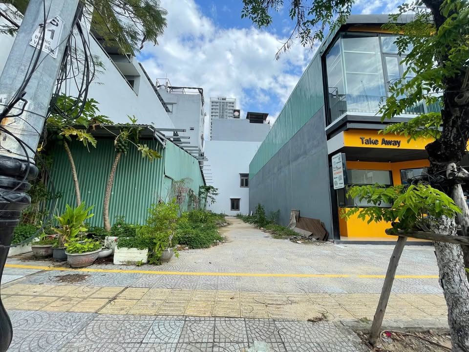 Bán đất mặt tiền Vũ Văn Dũng quận Sơn Trà 110.9m² - Giá chỉ 24 tỷ thương lượng!