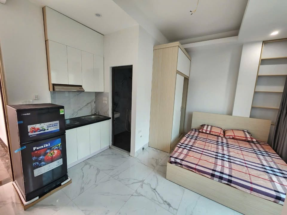 Căn hộ studio 68 Cầu Giấy 30m² giá 5.3 triệu - Full đồ, gần trường đại học!