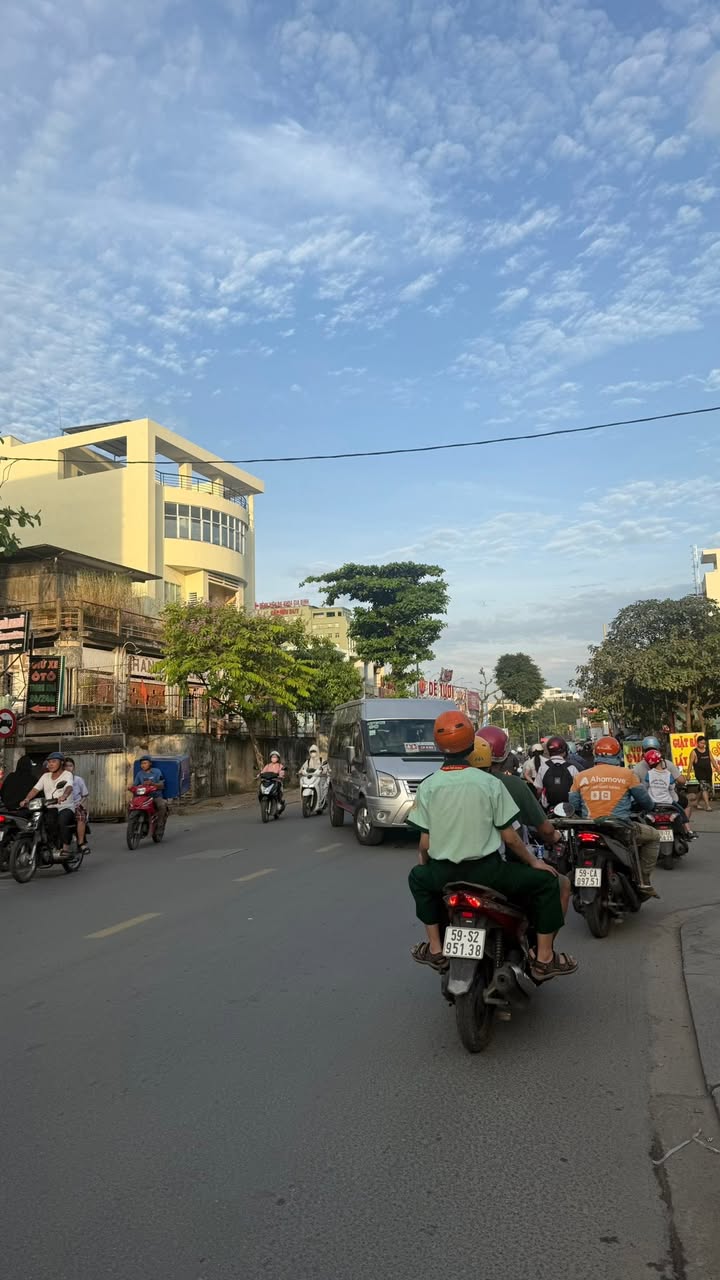 Mặt tiền kinh doanh đường Nơ Trang Long, Bình Thạnh 70m² giá 22.8 tỷ - Vị trí đắc địa, sầm uất!