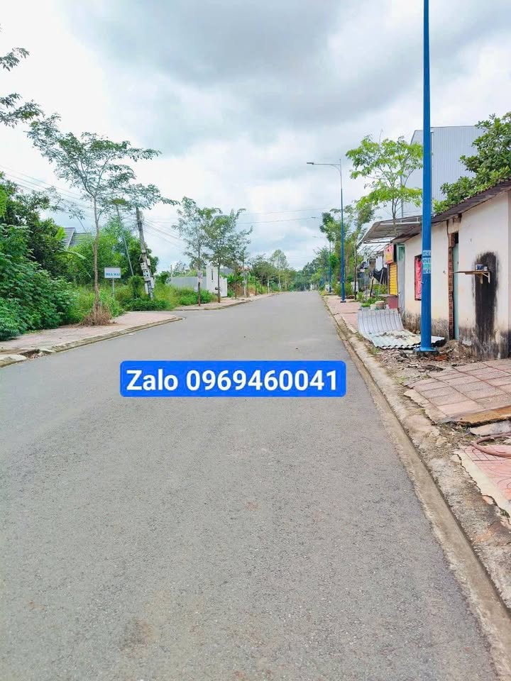 Đất nền Tân Phú 230m² giá 1.1 tỷ - Sổ đỏ chính chủ, vị trí đắc địa