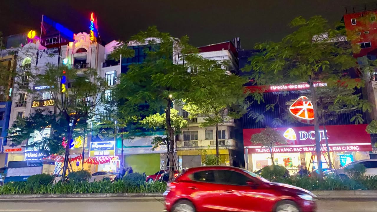 Nhà phố Trần Khát Chân, Hai Bà Trưng 38m² giá 8 tỷ - Sẵn sàng đầu tư ngay!