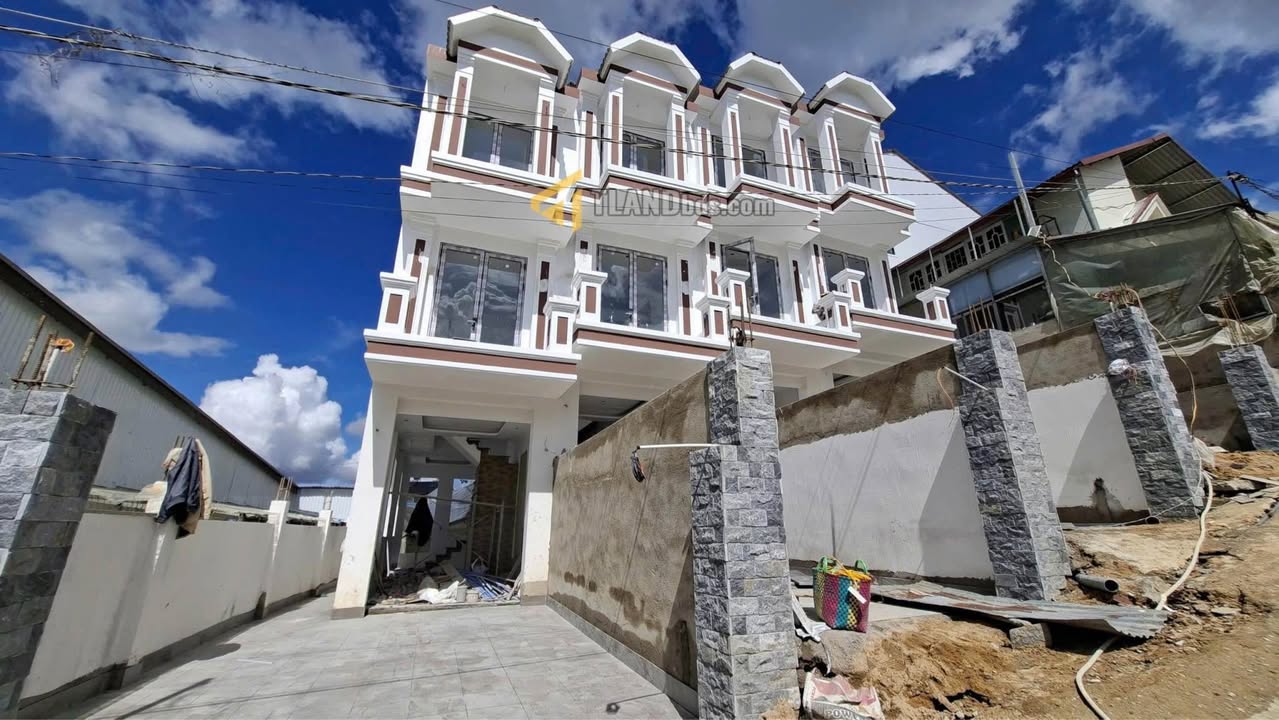 Nhà phố hẻm ô tô lớn Lý Nam Đế 60m² giá 4 tỷ - Sổ phân quyền chính chủ!