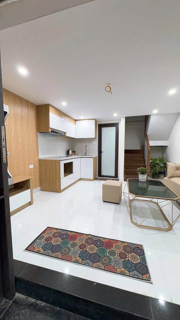 Nhà Kim Mã 19m² giá 5.65 tỷ - Chính chủ bán gấp, sẵn sàng vào ở!