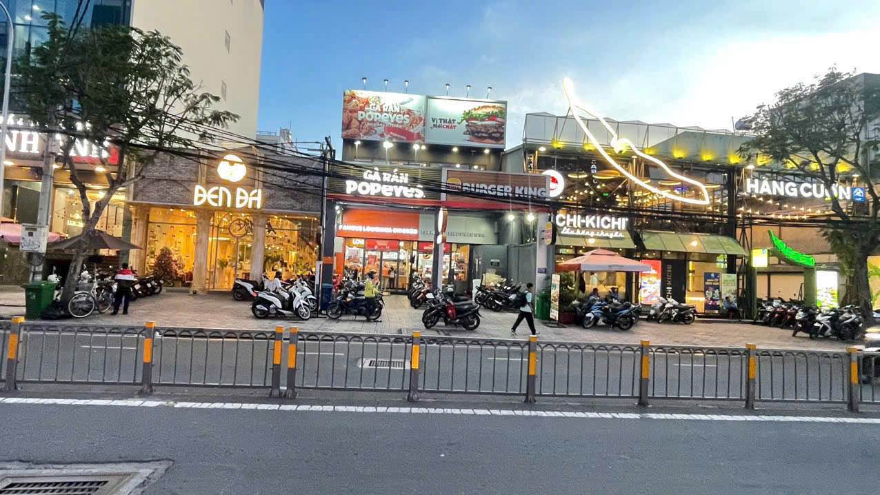 Nhà Mặt Tiền Nguyễn Thị Thập, Quận 7 - Kinh Doanh Tự Do 183m², Giá 90 tỷ