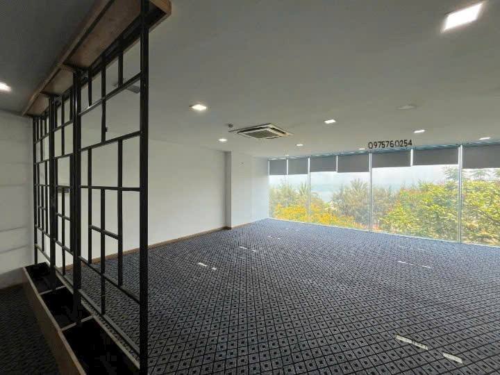 Văn phòng cho thuê tại Đà Nẵng 16m²-240m² giá chỉ 4 triệu - View biển tuyệt đẹp!