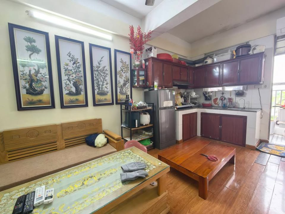 Chung cư C5 Đông Vệ 47m² giá thỏa thuận - Sổ đỏ chính chủ, nhanh chóng!