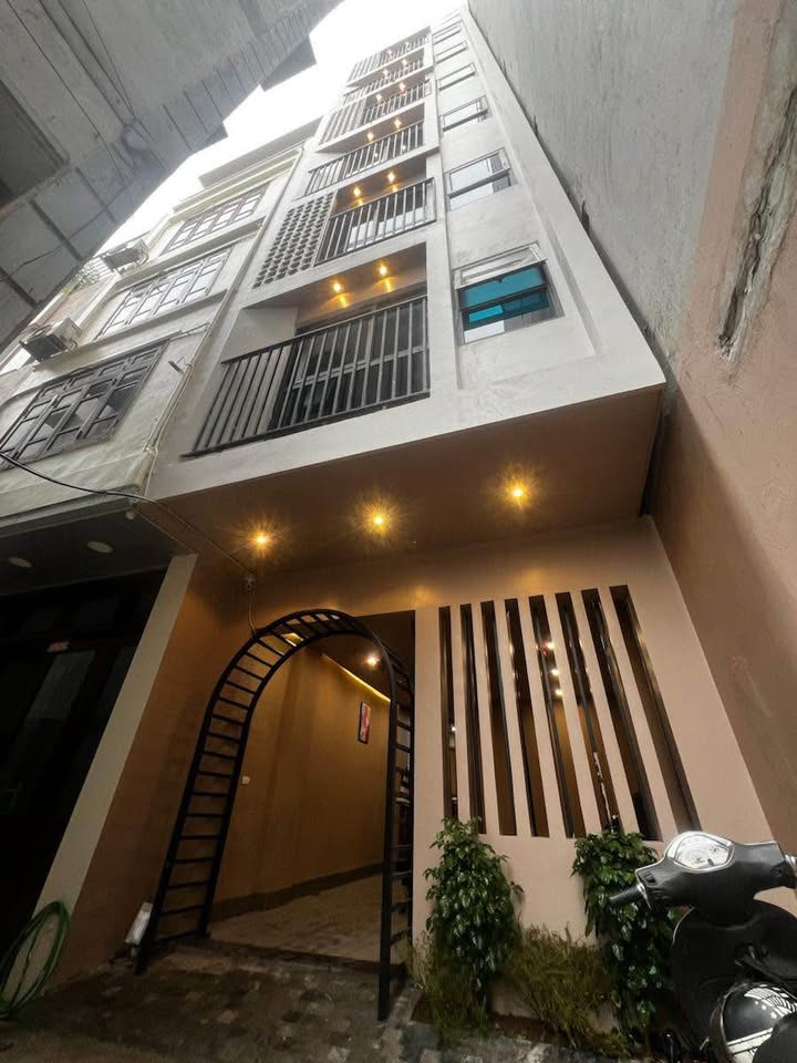 Nhà 8 tầng An Dương Vương 58m² giá 15.6 tỷ - Thang máy, 21 phòng full đồ!