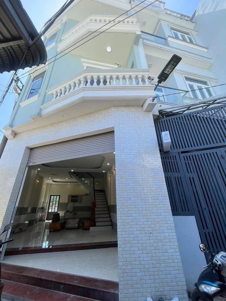 Nhà 1 trệt 2 lầu đường Nguyễn Tri, Biên Hòa 118m² giá 3.15 tỷ - Thiết kế hiện đại, không gian thoáng đãng!