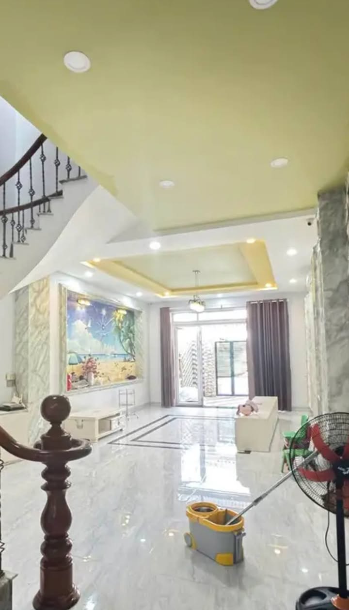 Nhà mặt tiền Võ Văn Kiệt, Phú Thủy, 270m² chỉ 16 triệu/tháng - Kinh doanh ngay!