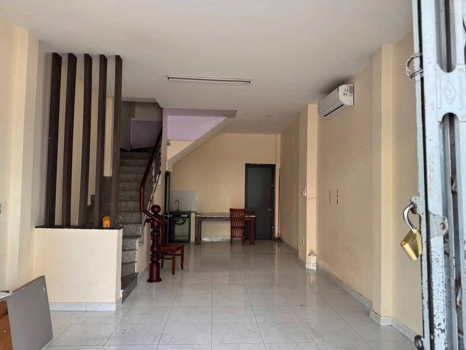 Nhà cho thuê mặt tiền Nguyễn Kiệm, Gò Vấp 54m² giá 10 triệu - Kinh doanh lý tưởng!