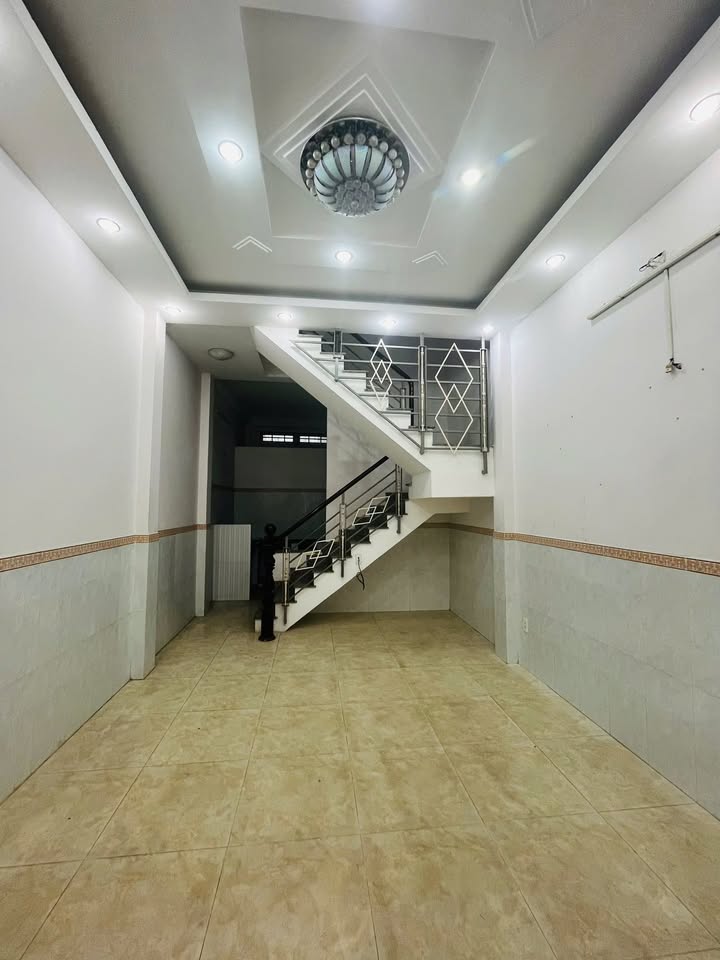 Nhà cho thuê Phạm Văn Chiêu, Gò Vấp 52m² giá 10.5 triệu - Phù hợp ở và kinh doanh!