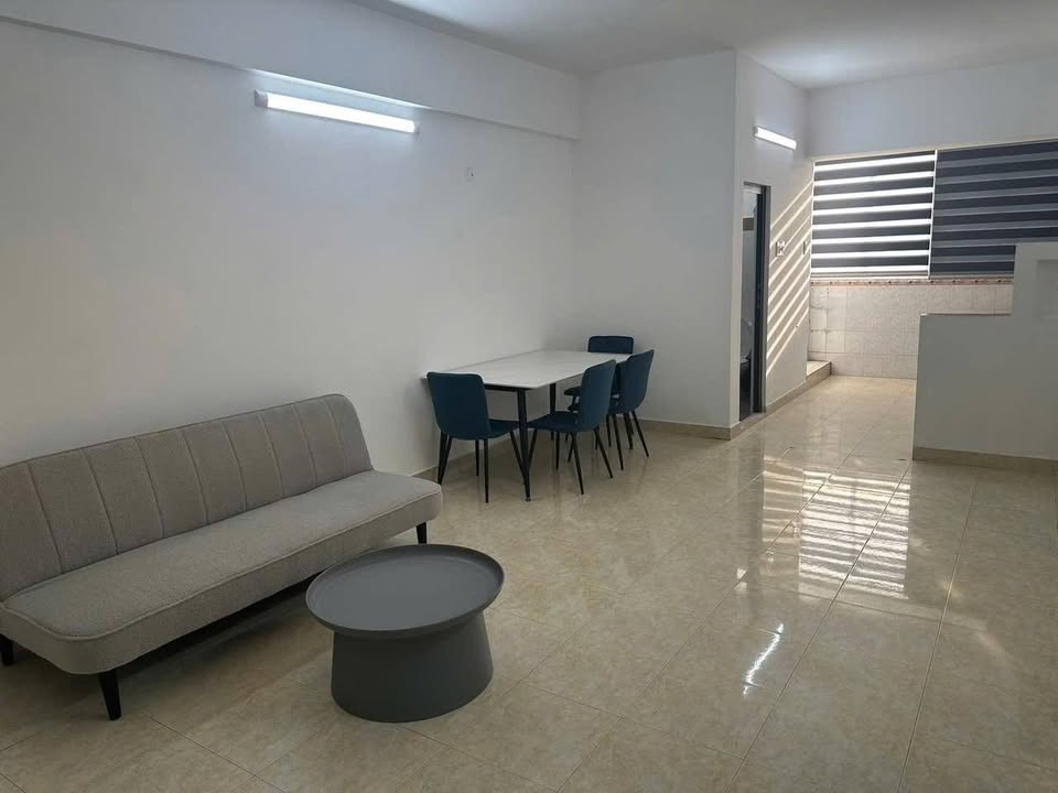 Chung cư H3 Hoàng Diệu Quận 4 70m² giá 4.53 tỷ - Trung tâm thuận lợi