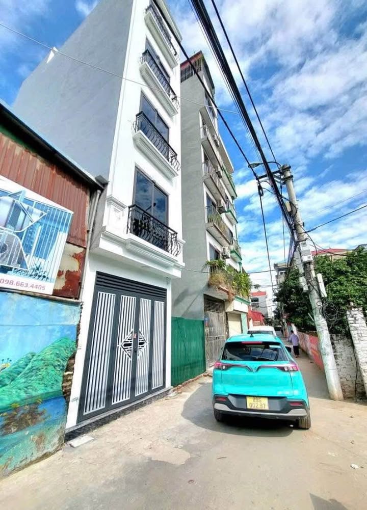 Nhà 6 tầng Kim Chung, 32m² giá 7 tỷ - Vị trí kinh doanh đắc địa!