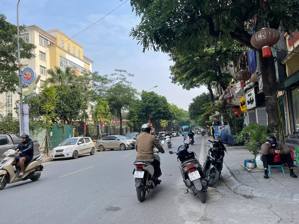 Nhà đẹp khu đấu giá Mậu Lương 75m² giá 13 tỷ - Thương lượng hợp lý!