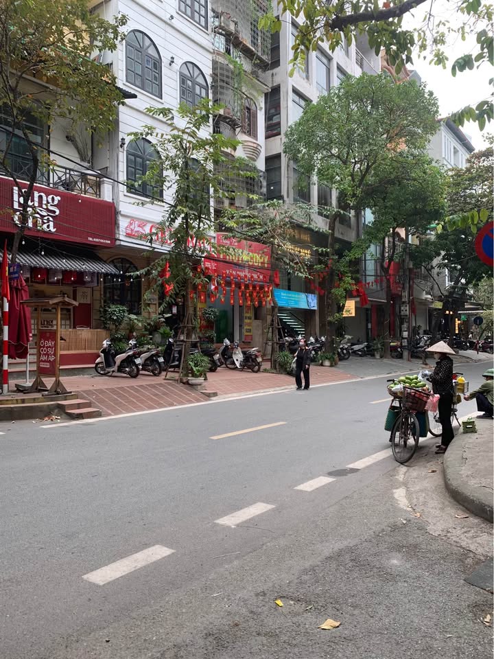 FrontHouse đường Võ Văn Dũng, Đống Đa 25m² giá 11 tỷ - Kinh doanh đỉnh cao!