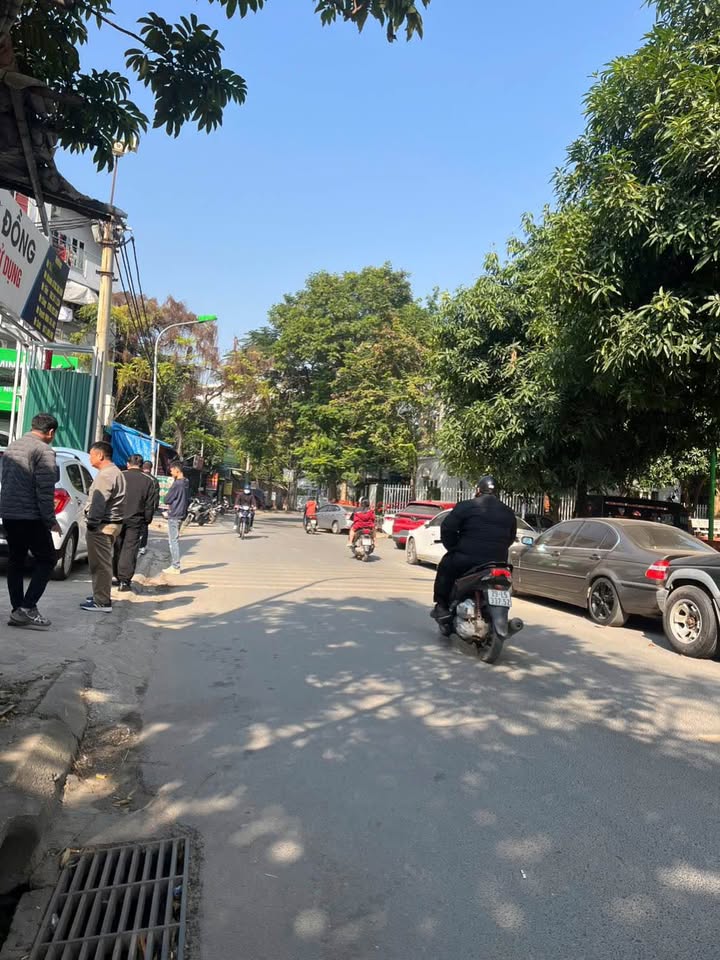 Đất Phú Diễn 50m² mặt tiền 4.5m - Đầu tư sinh lời hấp dẫn!