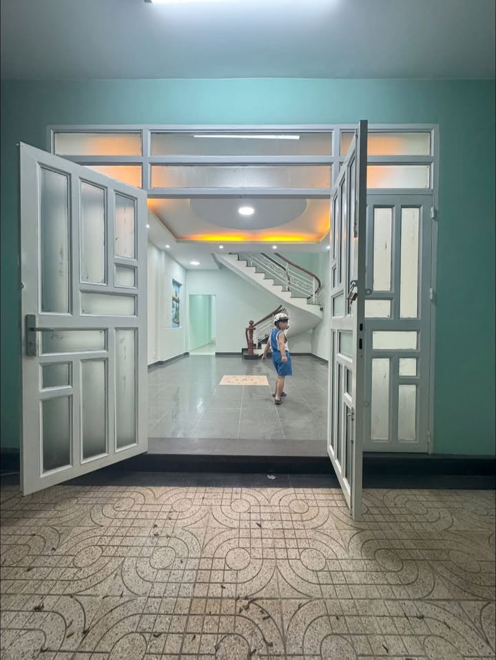 Cho thuê nhà mặt tiền KDC Chánh Nghĩa Thủ Dầu Một 100m² giá 20 triệu - Phù hợp làm văn phòng, spa