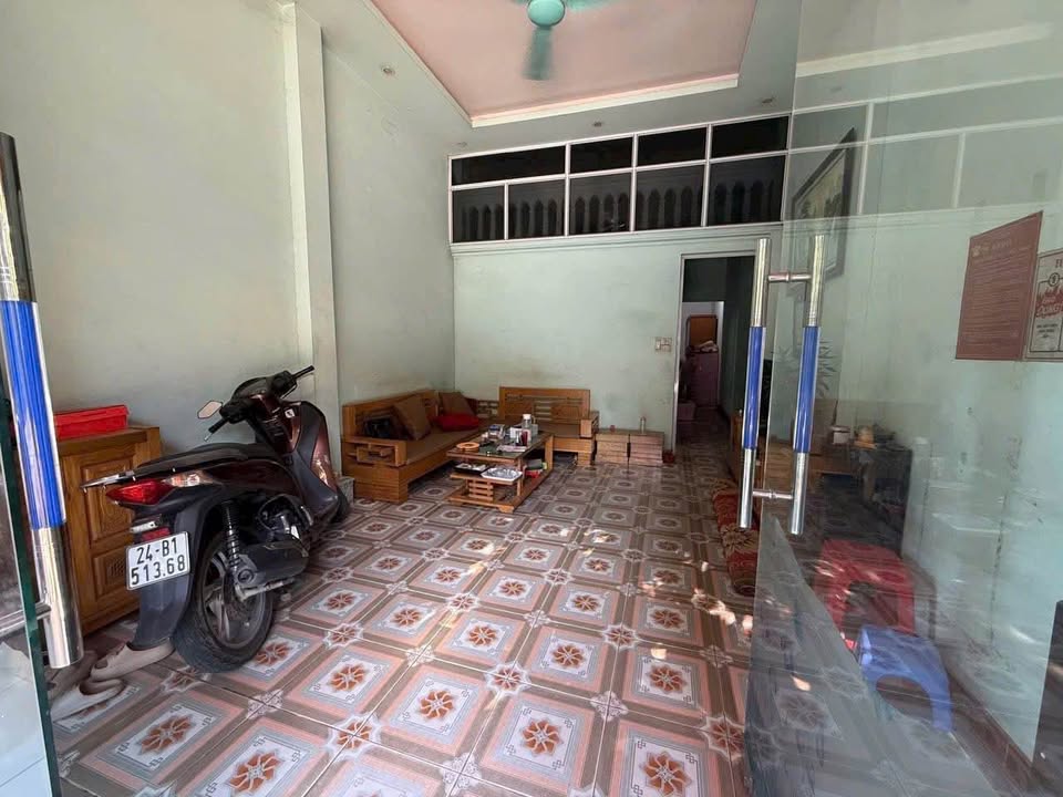 Nhà cấp 4 đường Nhạc Sơn, Cốc Lếu 120m² giá 2.6 tỷ - Gần Cây Xăng Hải Yến