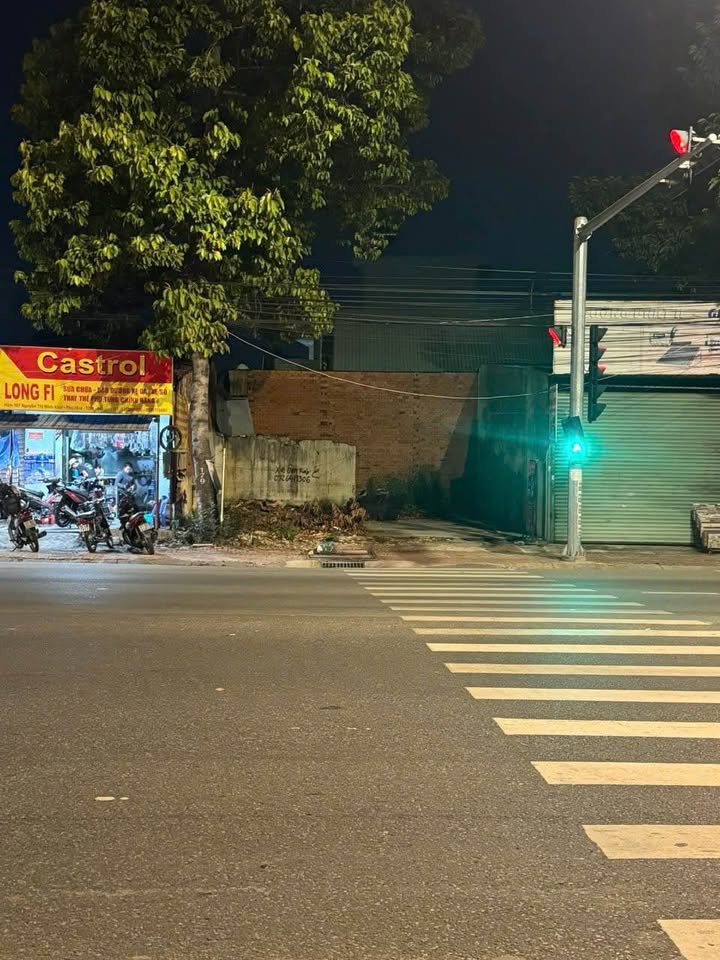 Đất nền Thủ Dầu Một - Nguyễn Thị Minh Khai 101m² giá 5 tỷ - Cơ hội đầu tư hiếm có!