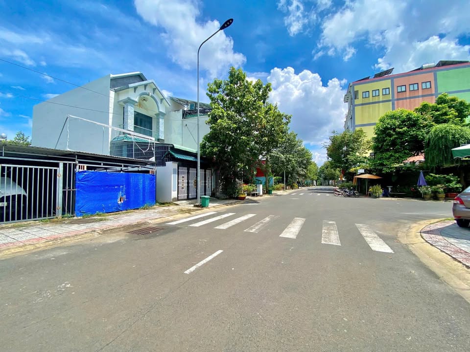 Đất nền The Gold City Đồng Xoài 100m² giá 1.35 tỷ - Cơ hội đầu tư tuyệt vời!