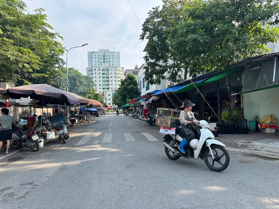 Đất nền kinh doanh tại chợ Định Trung, Vĩnh Phúc 100m² - Đầu tư sinh lời ngay!