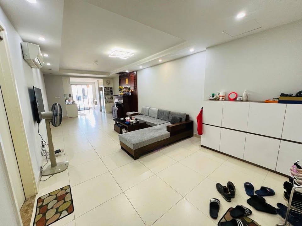 Căn hộ T&T ReverView Vĩnh Hưng 99m² giá 8 tỷ - Nội thất đầy đủ, sẵn sàng vào ở!