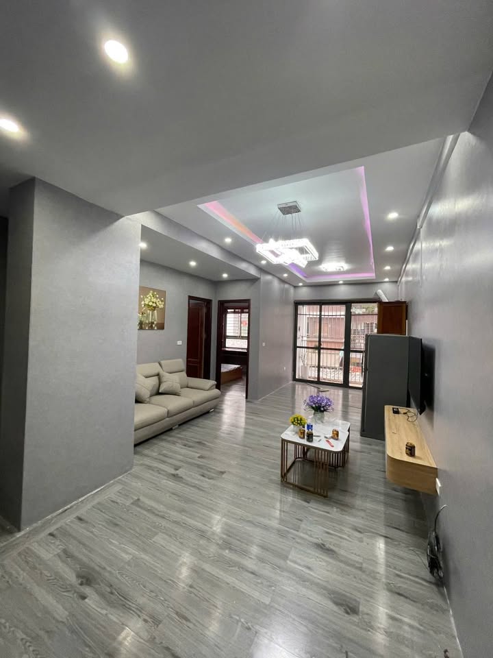 Chung cư CT2A Quang Trung 64m² giá 2.4 tỷ - Sổ hồng trao tay, đầy đủ nội thất!