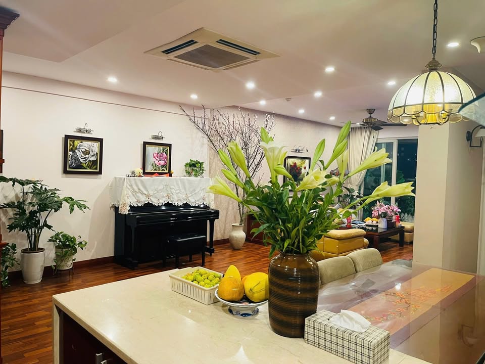 Căn hộ Mandarin Garden Cầu Giấy 130m² giá thỏa thuận - Nội thất cao cấp, view Lã Vọng!