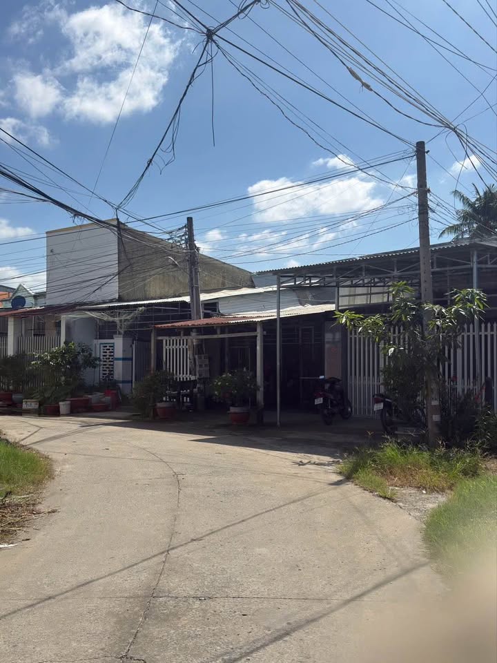 Đất nền Hòa Thành 76m² giá chỉ 1.036 tỷ - Tiện ích đầy đủ, giao thông thuận lợi!