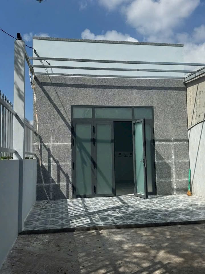 Nhà bán chính chủ Tân Bình, Long An 130m² giá 1.35 tỷ - Sẵn sàng vào ở ngay!