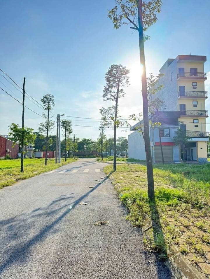 Đất đấu giá X1 Tam Đồng 145m² giá 7.25 tỷ - Giao thông thuận tiện!