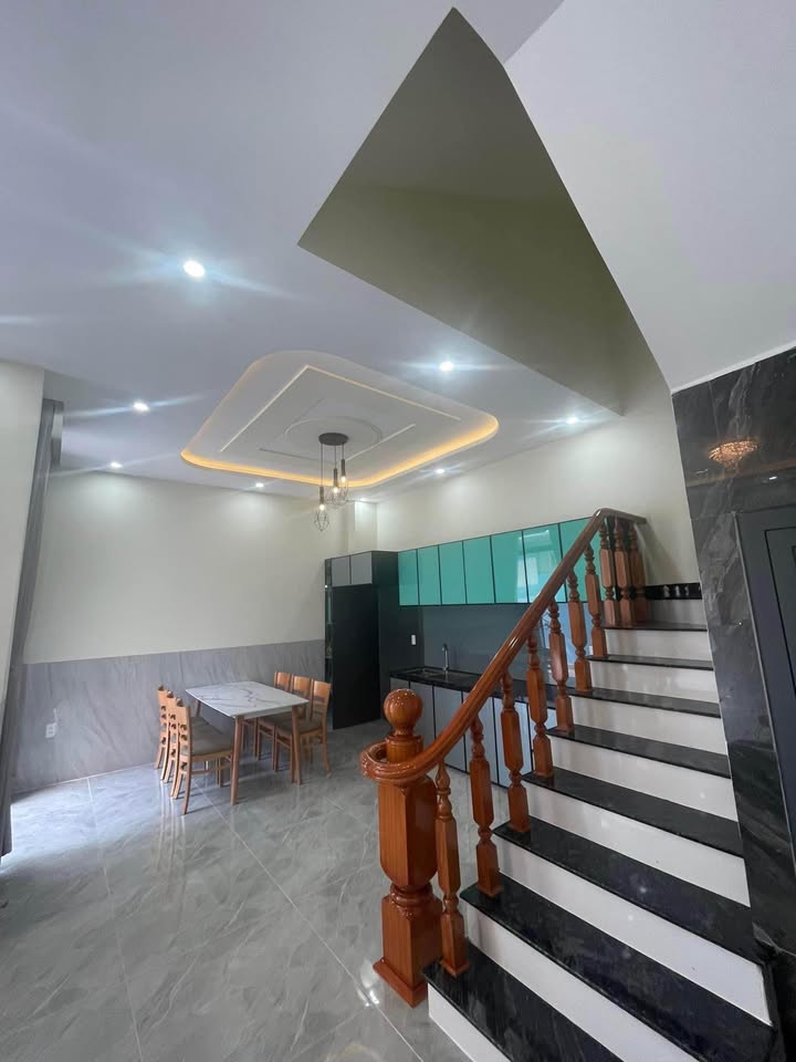 Nhà 1 Trệt 1 Lầu Đường Bình Giã, TP Vũng Tàu, 51m² giá 2.55 tỷ - Chính Chủ Bán Gấp!