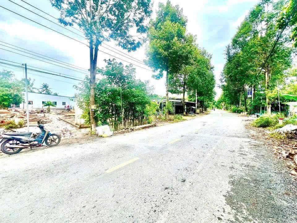 Đất thổ cư mặt tiền Trần Kiết Tường, Quận Ô Môn, 205m² giá 1 tỷ - Đầu tư sinh lời ngay!