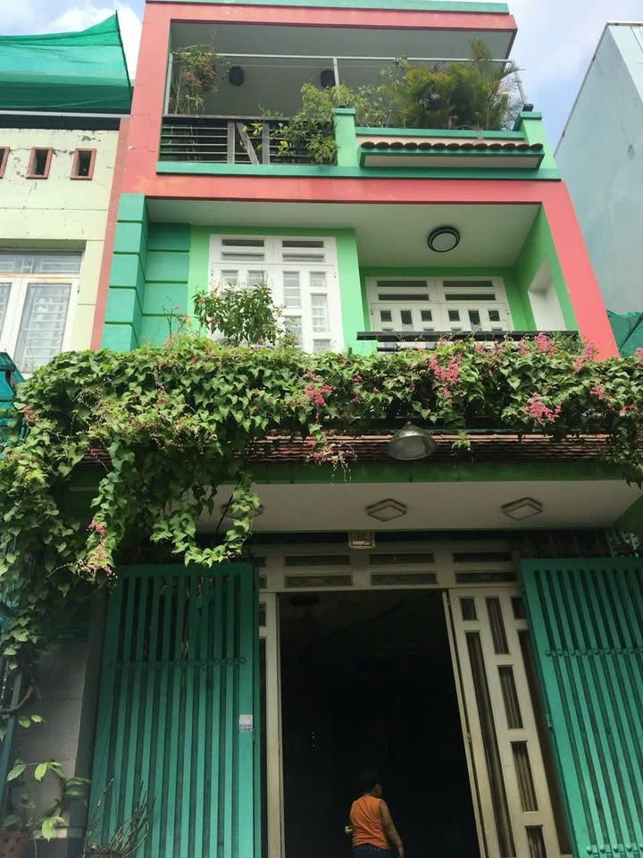 Nhà riêng Bình Hưng Hòa, Bình Tân 180m² giá 7.2 tỷ - Sổ hồng riêng chính chủ!