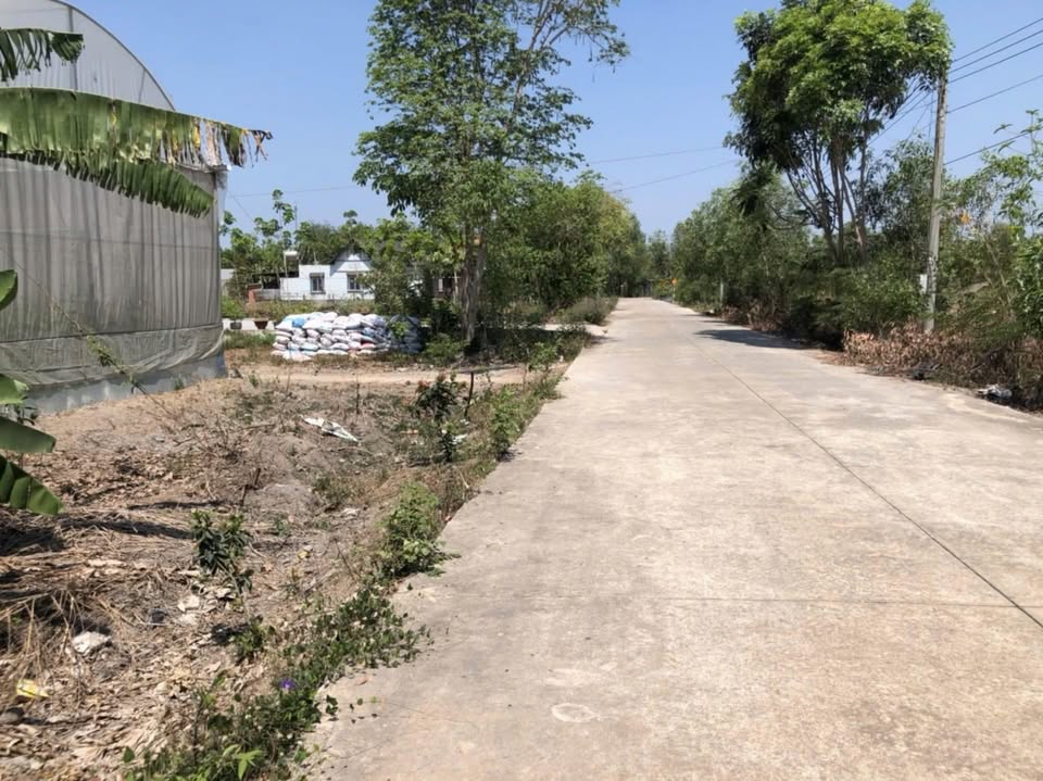 Đất nền hẻm 26 Bàu Ao, Phước Vĩnh 280m² giá 800 triệu - Sổ hồng chính chủ!