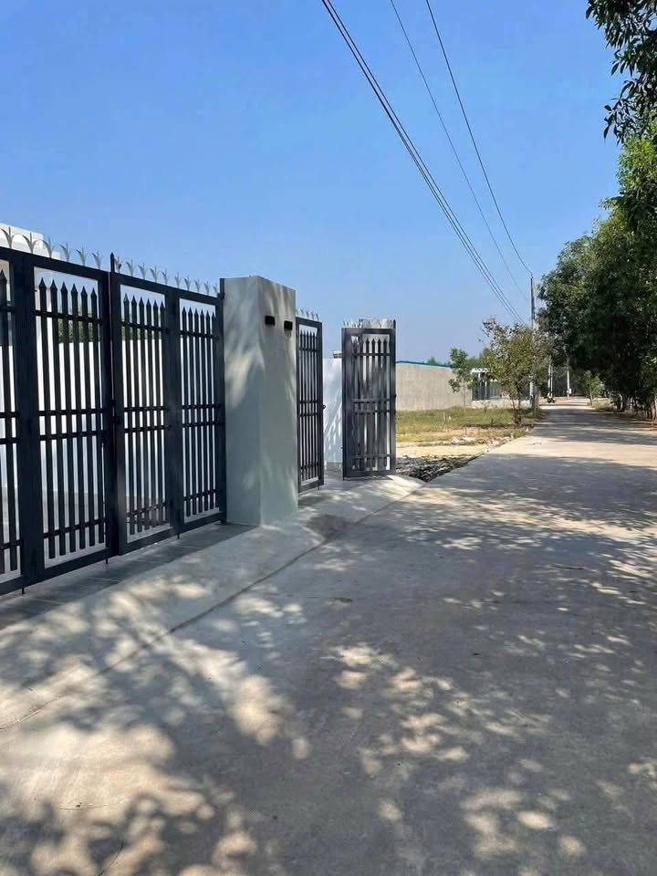 Đất thổ cư 100m² tại ấp 4, xã Sông Trầu giá 790 triệu - Đối diện sân golf!