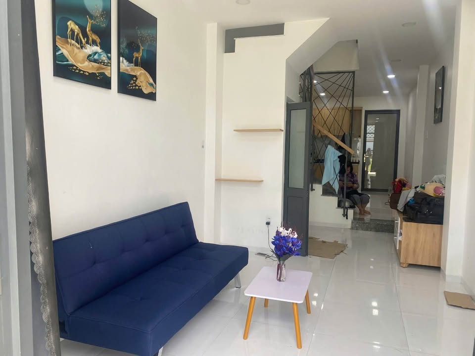 Nhà bán tại Ngô Đến, Ngọc Hiệp, Nha Trang 44.5m² giá 2.55 tỷ - Thiết kế hiện đại sẵn sàng vào ở!