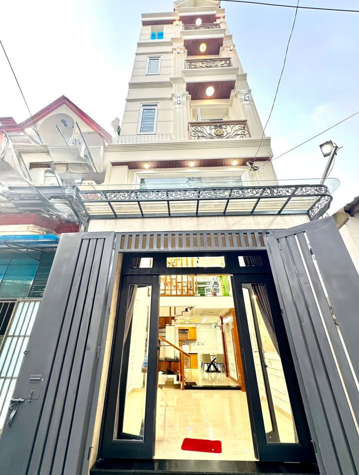 Nhà 4 tầng đường Bùi Quang Là, Gò Vấp, 48m² giá 7.89 tỷ - Sang trọng và tiện nghi!