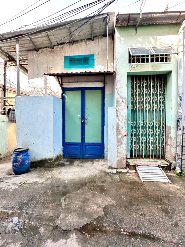 Dãy trọ 6 phòng Nguyễn Duy Cung, Gò Vấp 102m² giá 7,2 tỷ - Hẻm xe hơi thuận tiện!