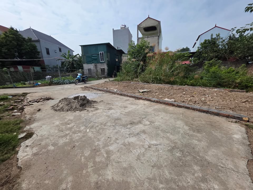 Đất nền Mỹ Hưng, Thanh Oai 42m² giá 3 tỷ - Sổ hồng chính chủ, ô tô đậu trước nhà!