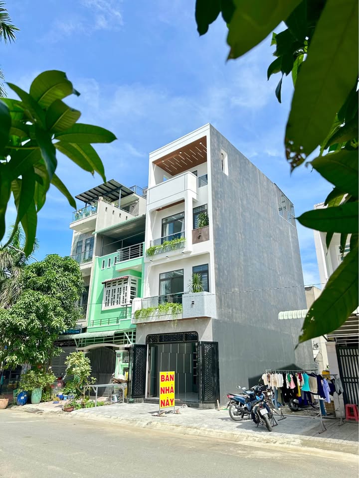 Nhà Phố Hiện Đại Thuận Giao, Bình Dương 70m² giá 5.9 tỷ - Dọn vào ở ngay!