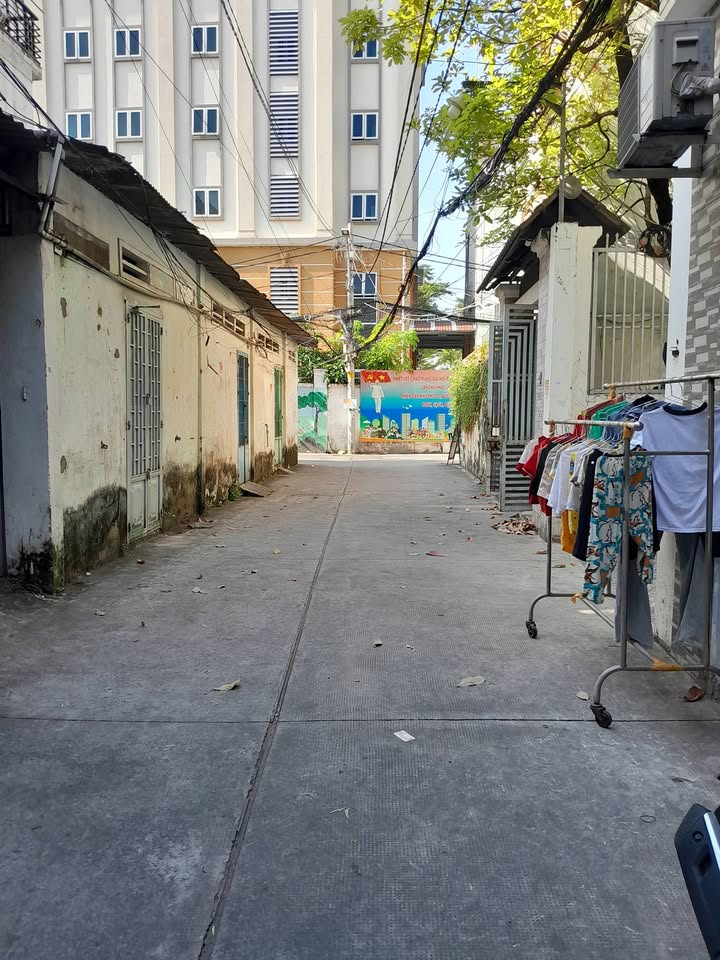 Nhà đẹp hẻm 5m Tô Hiến Thành 84m² giá 16.7 tỷ - Thiết kế hiện đại, đầy đủ tiện nghi!