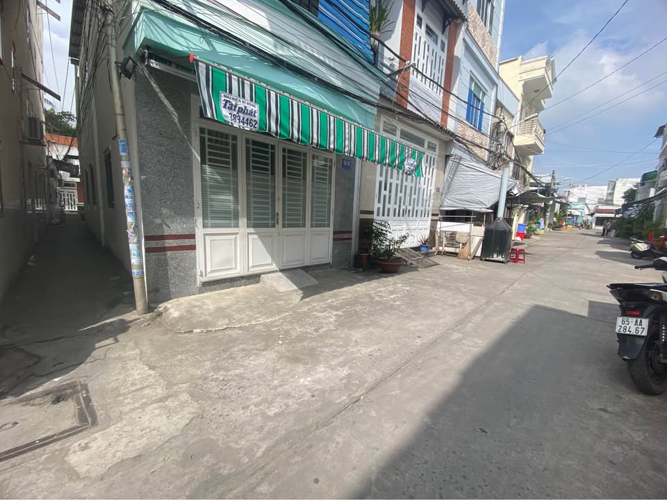 Nhà trọ 2 căn hẻm 98 Trần Hưng Đạo Cần Thơ 51.3m² giá 1.6 tỷ - Cơ hội đầu tư tuyệt vời!