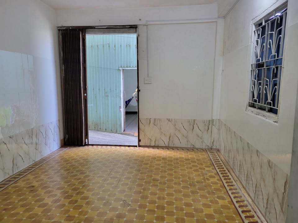 Phòng cho thuê tại số 76 Phan Đình Phùng, Pleiku - Gần trung tâm tiện ích chỉ 1.2 triệu/tháng!