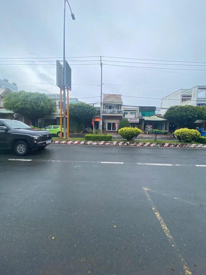 Đất nền mặt tiền đường Phạm Thái Bường, Phước Hậu, 362m² - Giá tốt thương lượng!