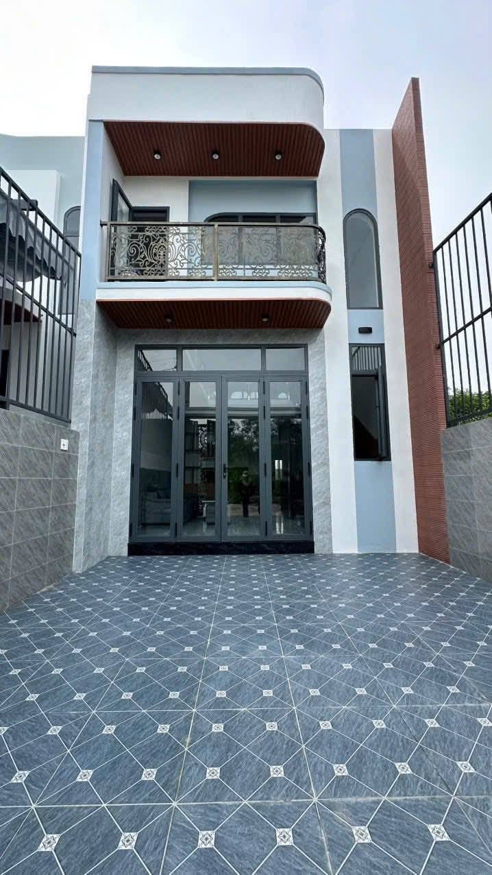 Nhà phố 1 trệt 1 lửng Trảng Dài 111m² giá chỉ 2.58 tỷ - Đẹp, đầy đủ nội thất!