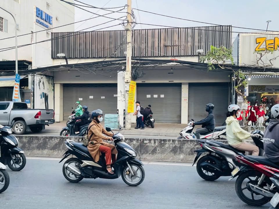 Cho thuê mặt tiền Huỳnh Tấn Phát, Tân Thuận Đông, Q7 - Kinh doanh sầm uất