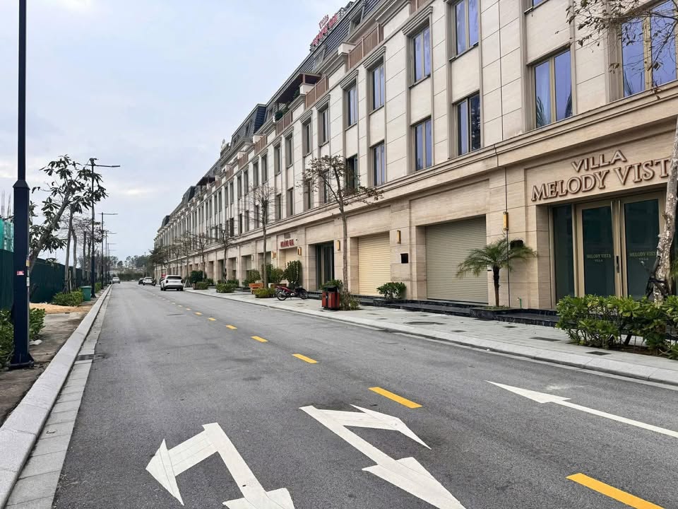 Shophouse Bảo Ninh 1, Đồng Hới 99m² giá 8 tỷ - Cắt lỗ sâu từ 12 tỷ!