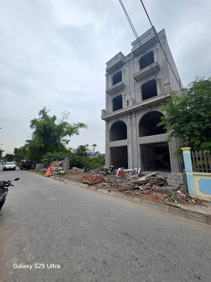 Bán nhà mặt đường Đa Phúc 80m² giá 4 tỷ - Kinh doanh sầm uất!