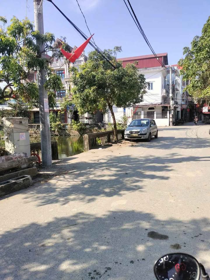 Đất nền Phù Khê Từ Sơn 80.6m² giá 1.6 tỷ - Cơ hội đầu tư hấp dẫn!